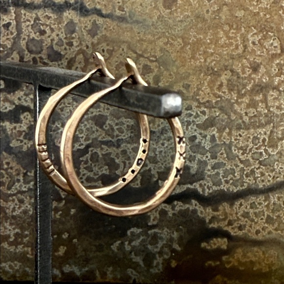 Jes MaHarry “Golden Love Hoops”. New in box! - Picture 4 of 10